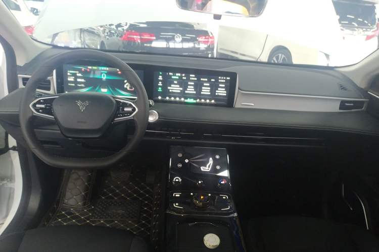 Used NETA U 2023 NETA U-Ⅱ Challenge Edition 500 U Show – Lithium Iron Phosphate