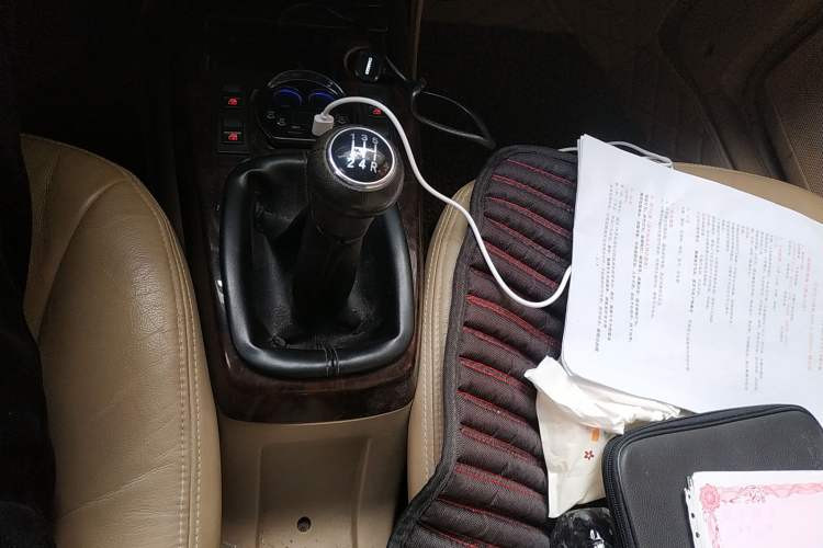 Used Volkswagen Santana Vista 2008 1.8L Manual Comfort Edition Gear Lever