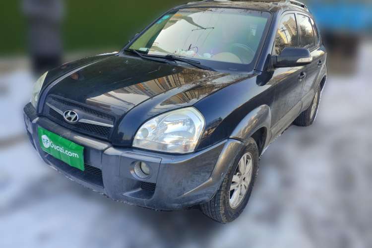 Used Hyundai Tucson 2009 2.0L Manual Two-Wheel Drive Fashion Edition