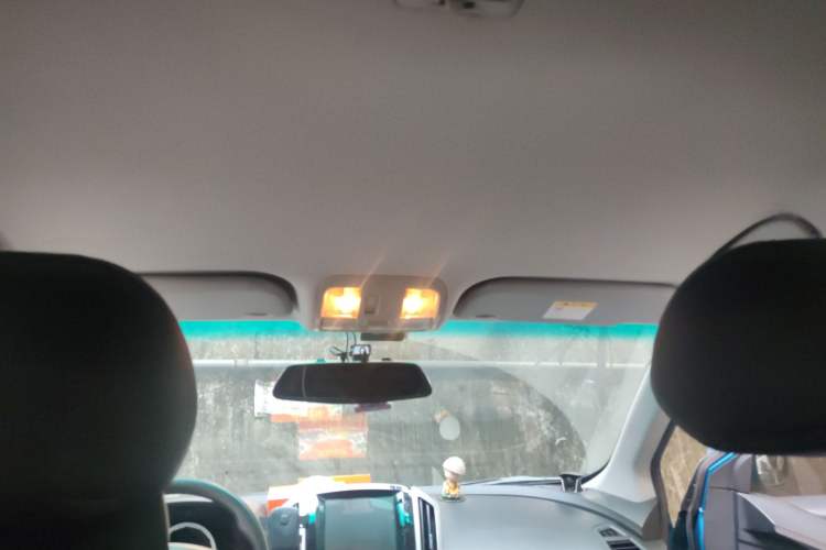 Used Luxgen U6 SUV 2015 1.8T Enhanced Charm Edition
