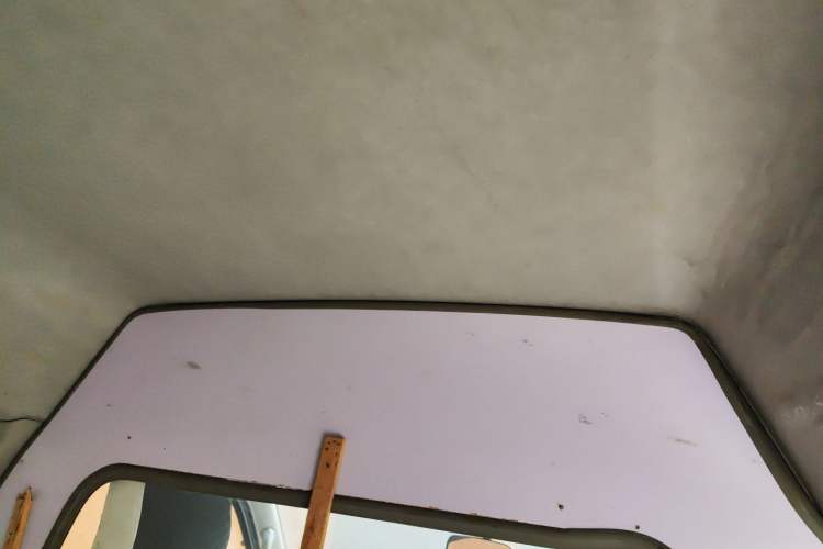 Used Jinbei Hiace 2016 2.2L Luxury Version V22
