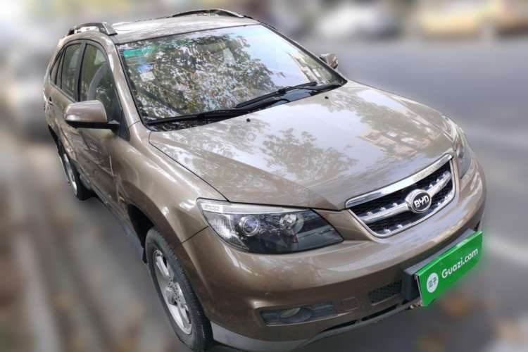 Used BYD S6 2013 Jingyue Edition 2.0L Manual Luxury Model 5 Seats