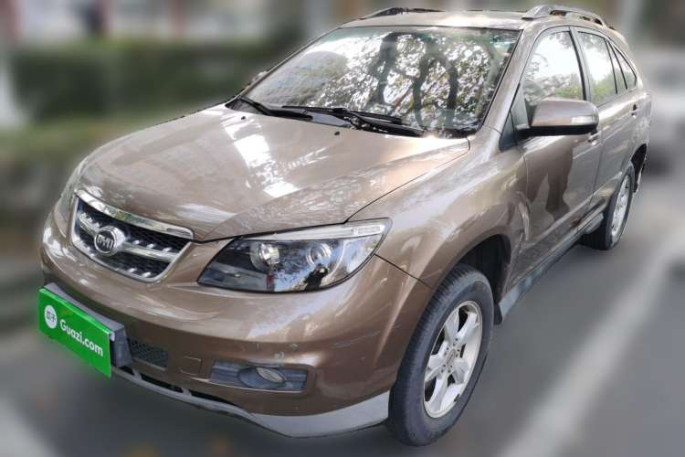 Used BYD S6 2013 Jingyue Edition 2.0L Manual Luxury Model 5 Seats