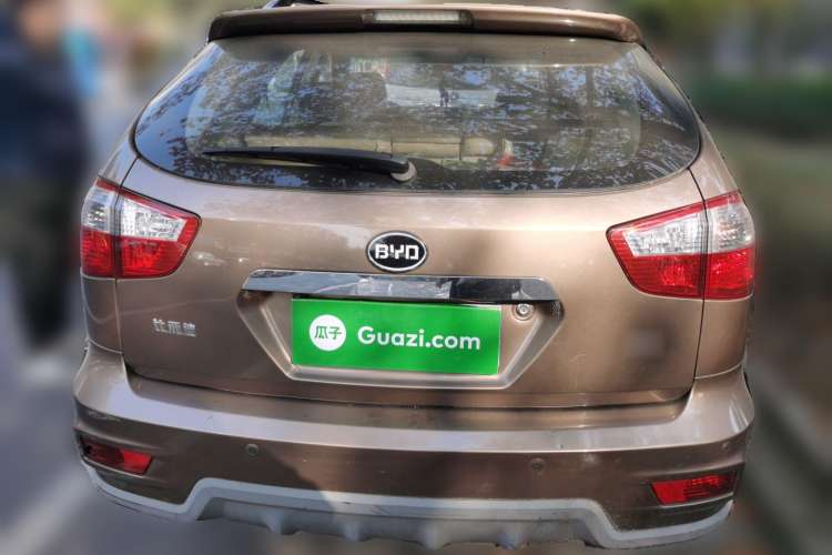 Used BYD S6 2013 Jingyue Edition 2.0L Manual Luxury Model 5 Seats
