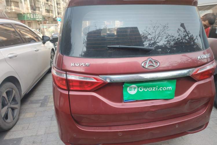 Used CHANGAN KAICHENG Oushang A600 2016 1.5L Manual Luxury 7-Seater Rear
