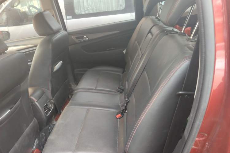 Used CHANGAN KAICHENG Oushang A600 2016 1.5L Manual Luxury 7-Seater Left Rear Seat