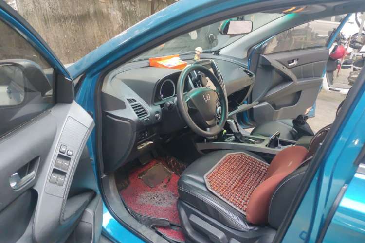 Used Luxgen U6 SUV 2015 1.8T Enhanced Charm Edition
