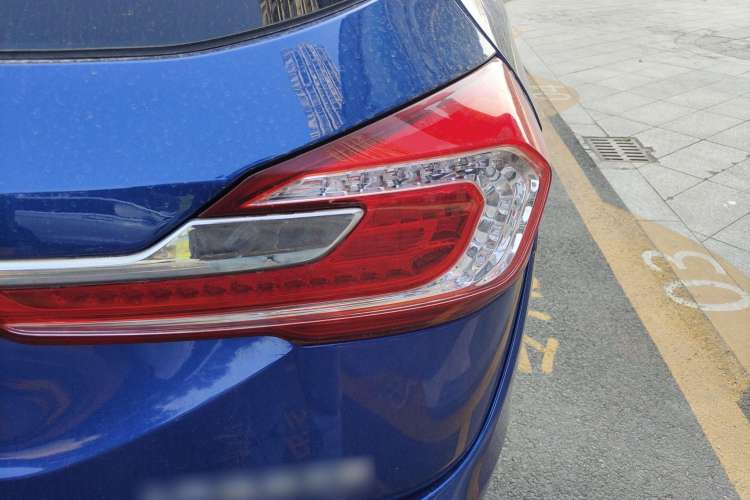 Used Baojun 310W 2018 1.5L Automatic Luxury Version China V
