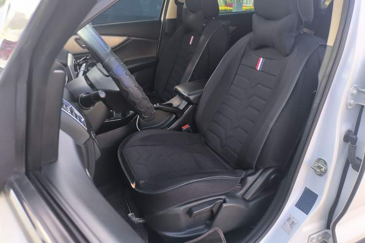 Used Dongfeng Fengon S560 2018 1.8L Manual Comfort 7-Seater Left Front Seat