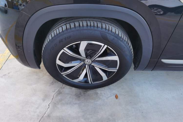 Used Volkswagen Teramont X 2020 Facelifted 330TSI Two-Wheel-Drive Luxury Edition
