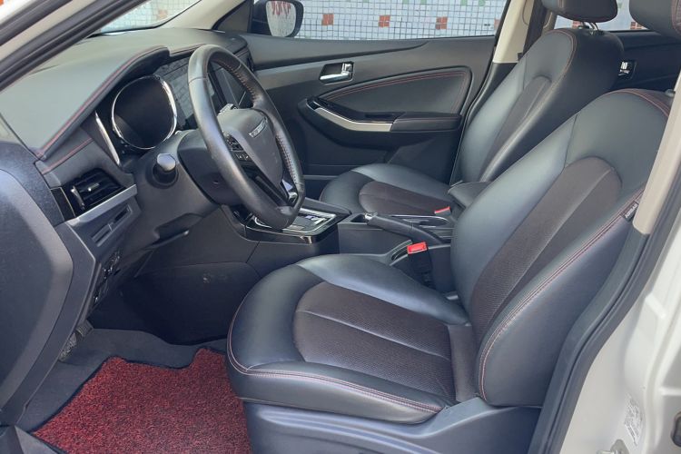 Used Venucia T70 2019 2.0L CVT Enjoy Edition China VI Standard
