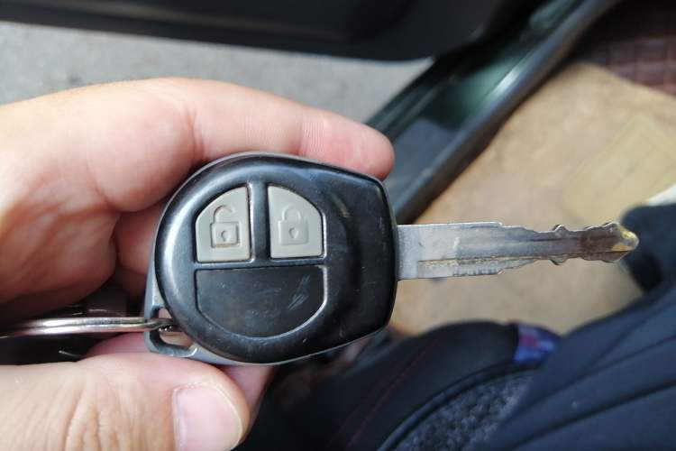 Used Suzuki Jimny 2015 1.3 AT JLX