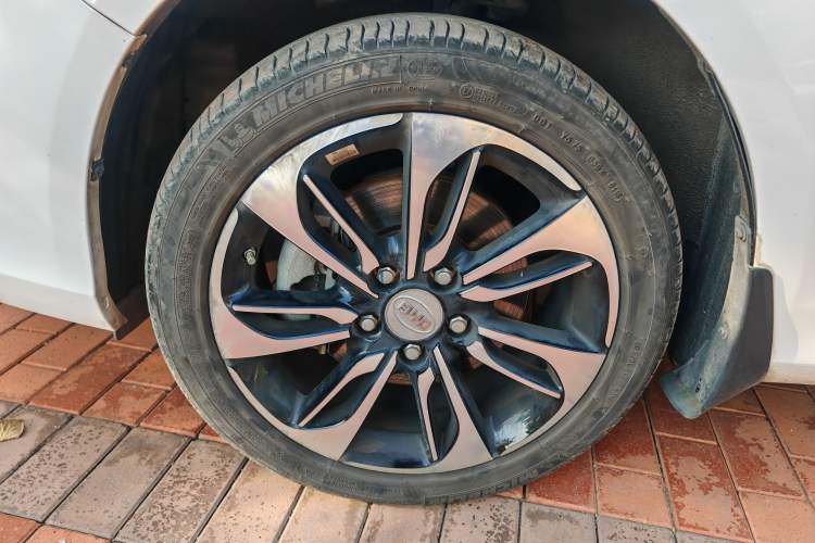 Used BYD Qin New Energy 2015 1.5T Dual-Crown Flagship Plus Edition