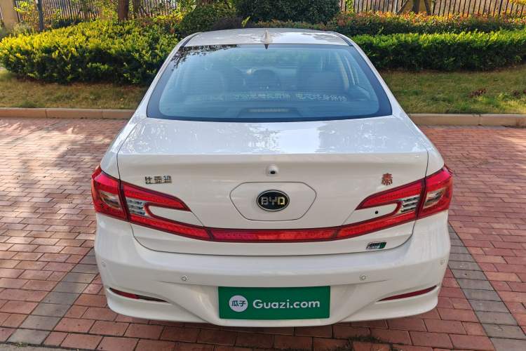 Used BYD Qin New Energy 2015 1.5T Dual-Crown Flagship Plus Edition