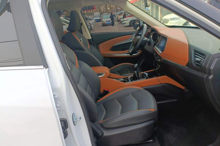 Used Zotye T300 2017 1.5L Manual Luxury Model
