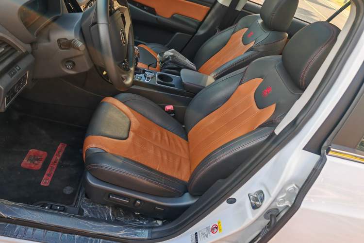 Used BYD Qin New Energy 2015 1.5T Dual-Crown Flagship Plus Edition