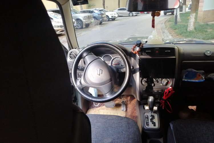 Used Suzuki Jimny 2015 1.3 AT JLX