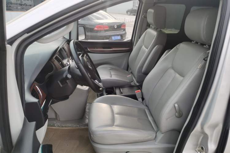 Used JAC Refine M5 2016 2.0T Gasoline Automatic Business Edition