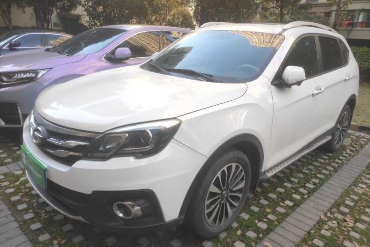 Used GAC Trumpchi GS5 Super 2015 2.0L Automatic Two-Wheel Drive Luxury Navigation Edition