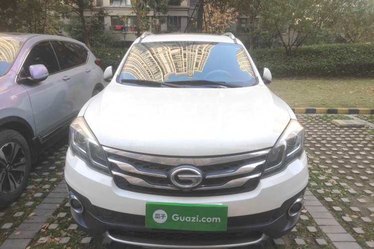 Used GAC Trumpchi GS5 Super 2015 2.0L Automatic Two-Wheel Drive Luxury Navigation Edition Front