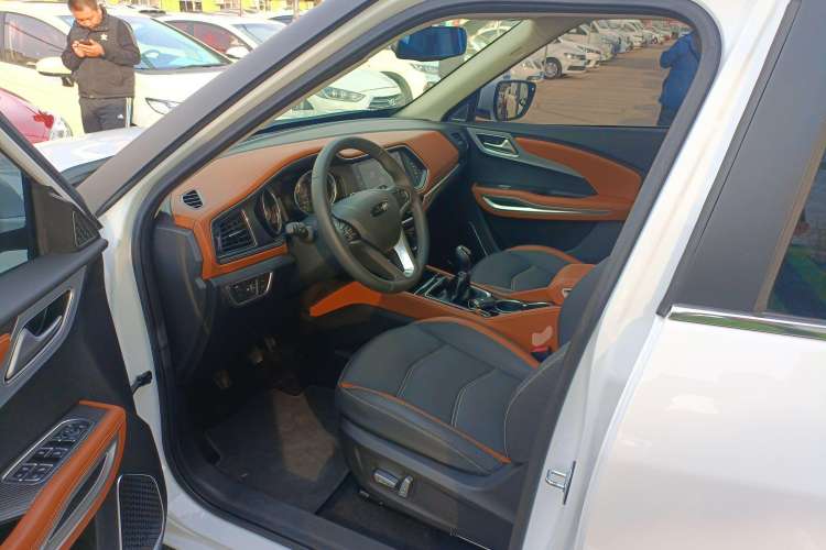 Used Zotye T300 2017 1.5L Manual Luxury Model
