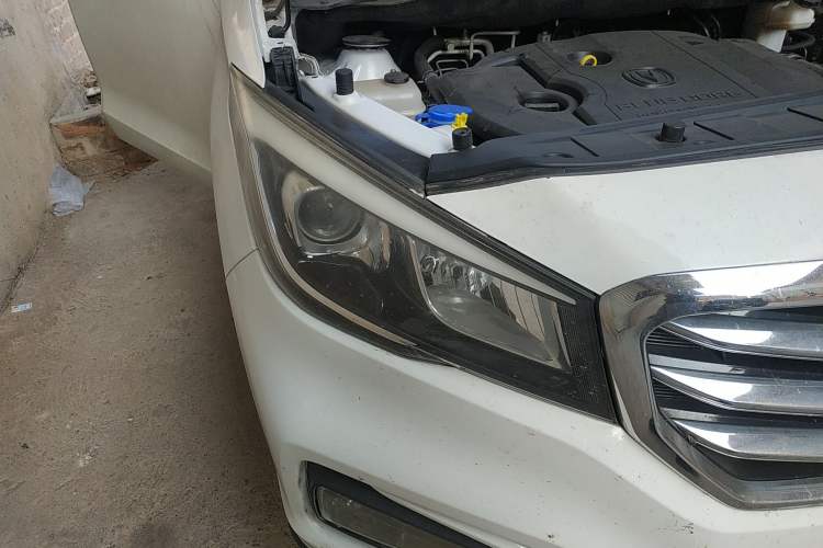 Used CHANGAN Lingxuan 2017 1.6L Manual Happiness Edition
