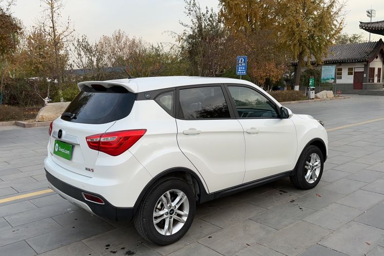 Used Oshan COS5 2019 1.6L Manual Classic Model China VI Standard
