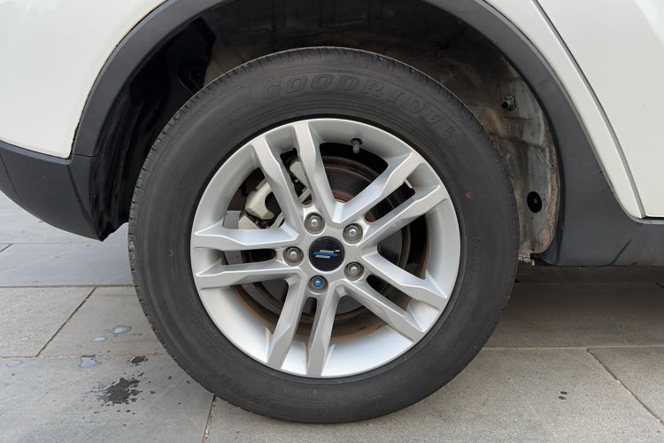 Used Oshan COS5 2019 1.6L Manual Classic Model China VI Standard
