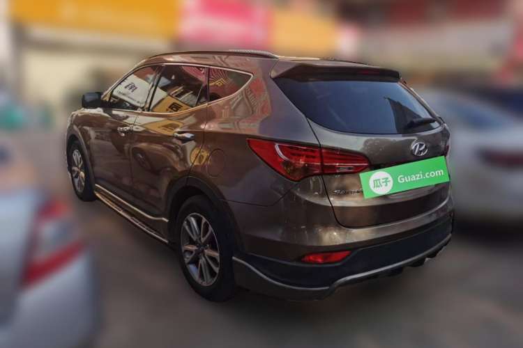 Used Hyundai Santa Fe Classic 2013 2.2T Four-Wheel Drive Comfort Edition with Navigation 7 Seats
