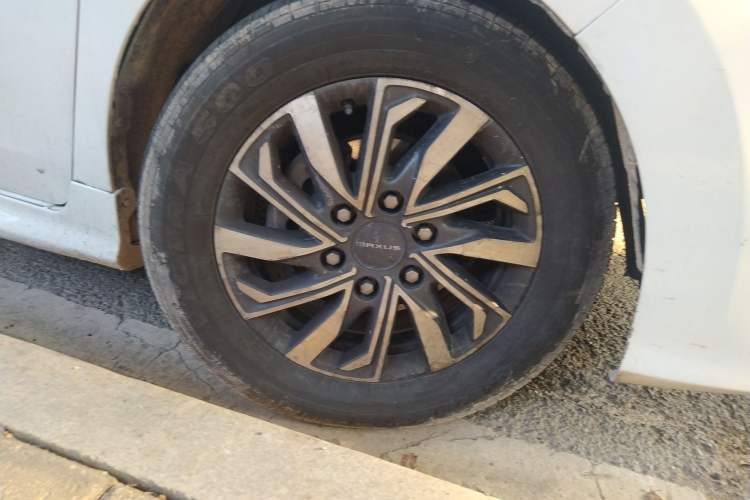 Used SAIC MAXUS G20 2021 Facelifted PLUS 2.0T Diesel Automatic Luxury Edition
