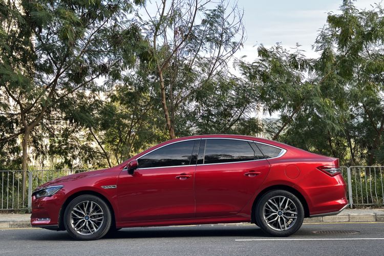 Used BYD Qin Pro New Energy 2018 DM 1.5TI Automatic Smart Connect Enjoyment Model Left Side