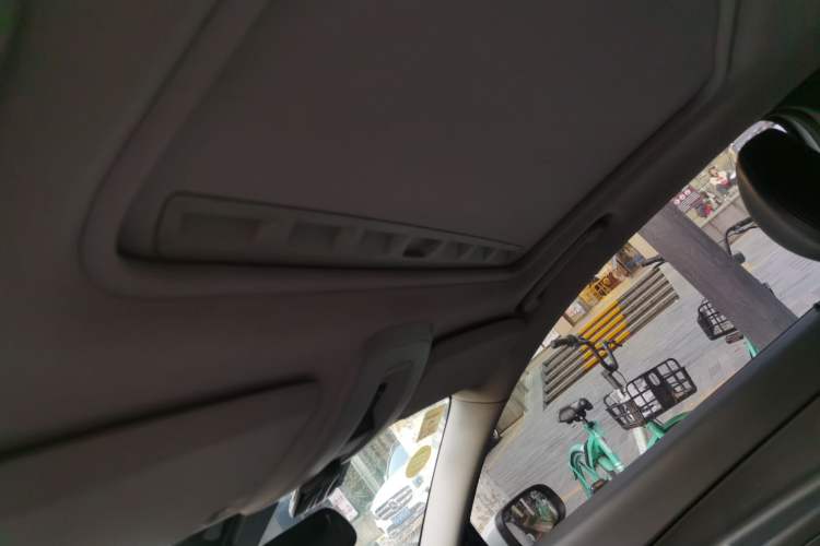 Used Volvo C30 2008 2.4i model