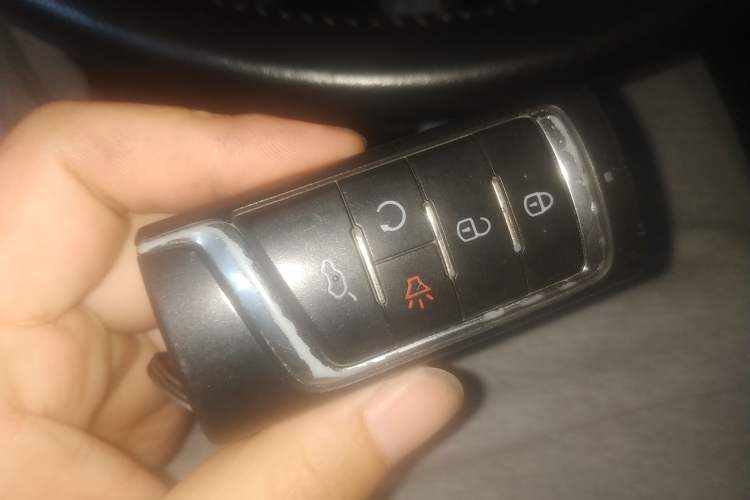 Used GAC Trumpchi GS7 2017 280T Two-Wheel Drive Luxury Model