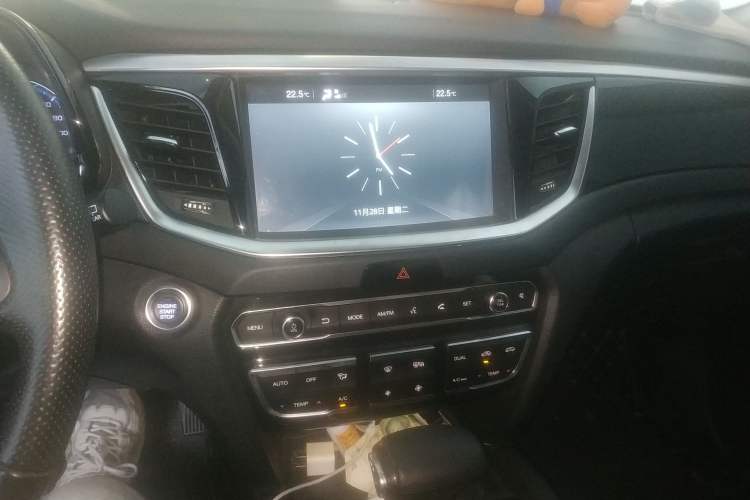 Used GAC Trumpchi GS7 2017 280T Two-Wheel Drive Luxury Model