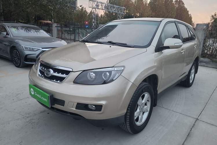 Used BYD S6 2014 2.0L Manual Luxury 7-Seater