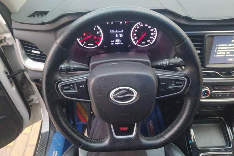 Used Land X2 2017 1.6L Manual Sharp Edition
