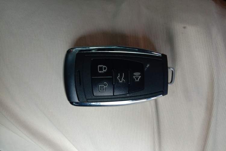 Used BAIC Off-Road BJ40 2018 2.3T Automatic Four-Wheel Drive Ring of the Tower Champion Edition China V Emission Standard