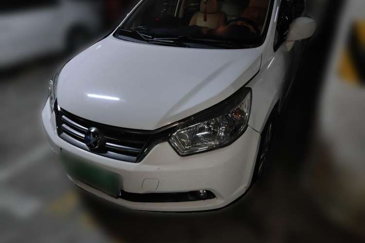 Used Venucia R50 2013 1.6L Manual Fashion Edition