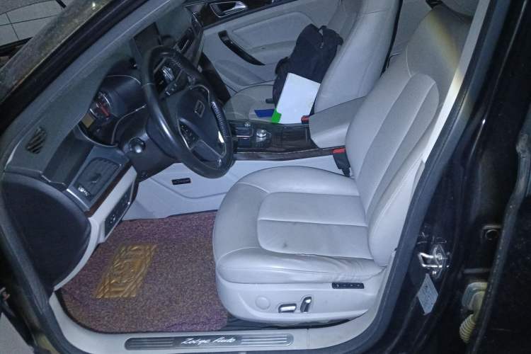 Used Zotye Z700 2016 1.8T DCT Elegant Version Left Front Seat