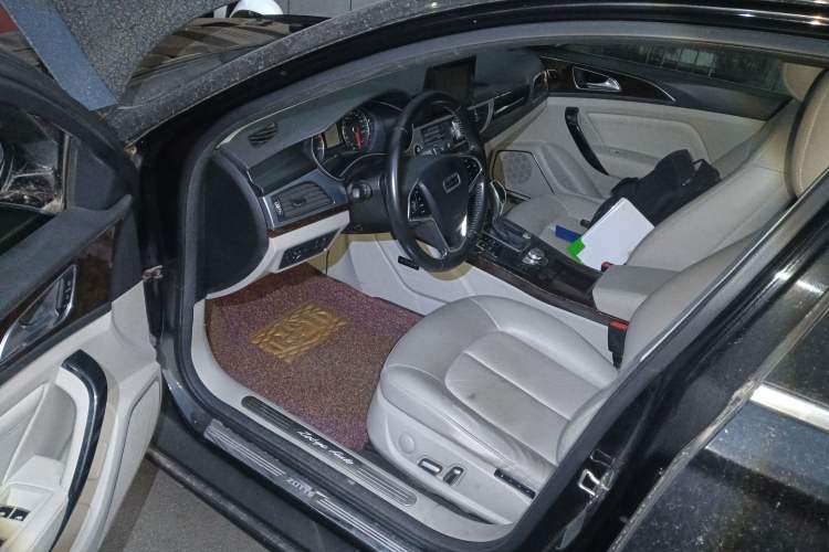 Used Zotye Z700 2016 1.8T DCT Elegant Version Driver Seat