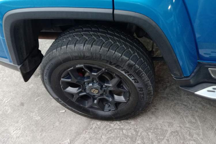 Used BAIC Off-Road BJ40 2018 2.3T Automatic Four-Wheel Drive Ring of the Tower Champion Edition China V Emission Standard