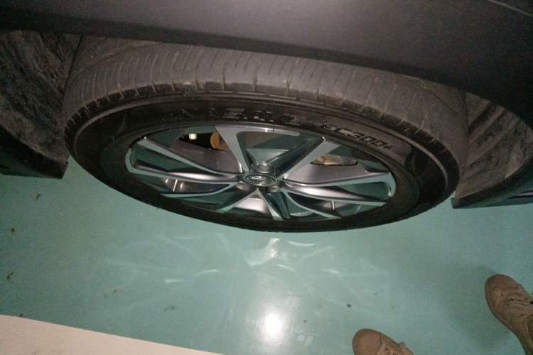 Used Lexus UX New Energy 2020 300e Pure·Joy Edition Right Front Wheel Hub