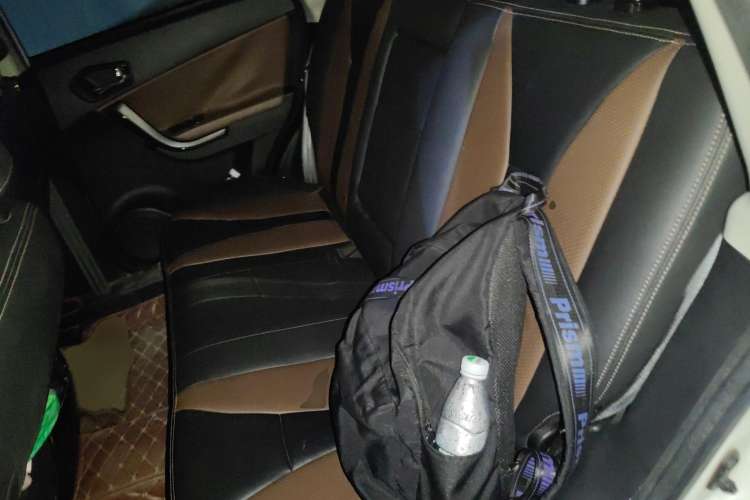 Used GAC Trumpchi GS5 Super 2016 1.8T Automatic Two-Wheel Drive Anniversary Edition Left Rear Seat