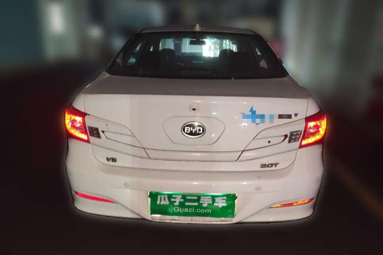 Used BYD Qin 2015 1.5T Dual-Crown Flagship Plus Edition