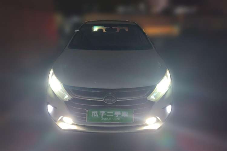 Used BYD Qin 2015 1.5T Dual-Crown Flagship Plus Edition