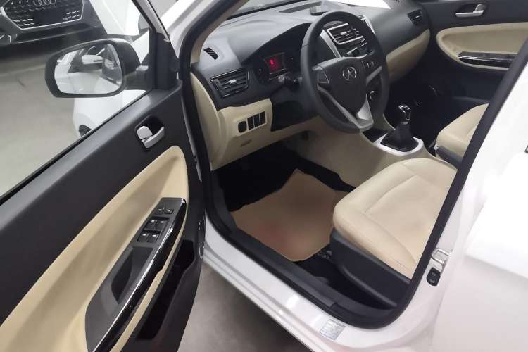 Used JAC J6 A30 2013 1.5L Manual Luxury Model China IV Standard