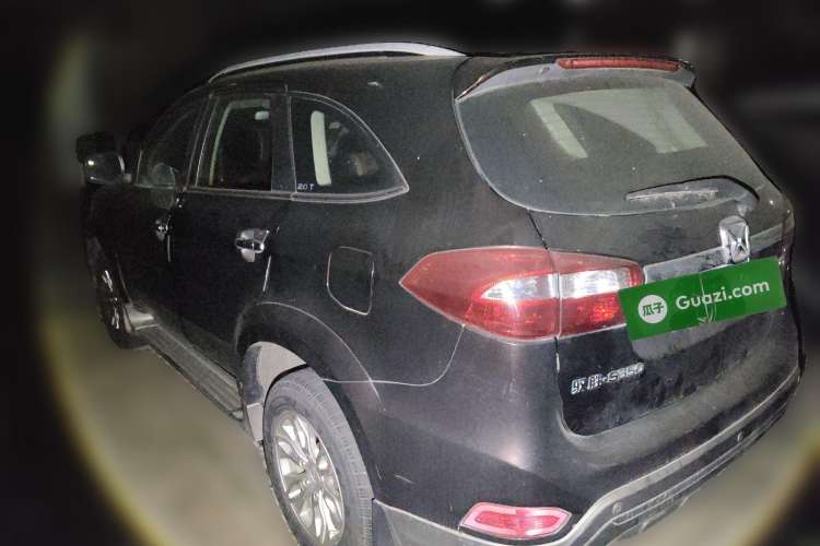 Used JMC Yusheng S350 2016 2.0T Automatic Two-Wheel Drive Gasoline Luxury Version with Sunroof 5 Seats
