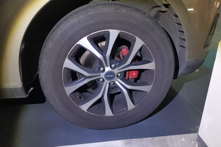 Used Zotye T600 2016 Sport Edition 2.0T DCT Prestige Model