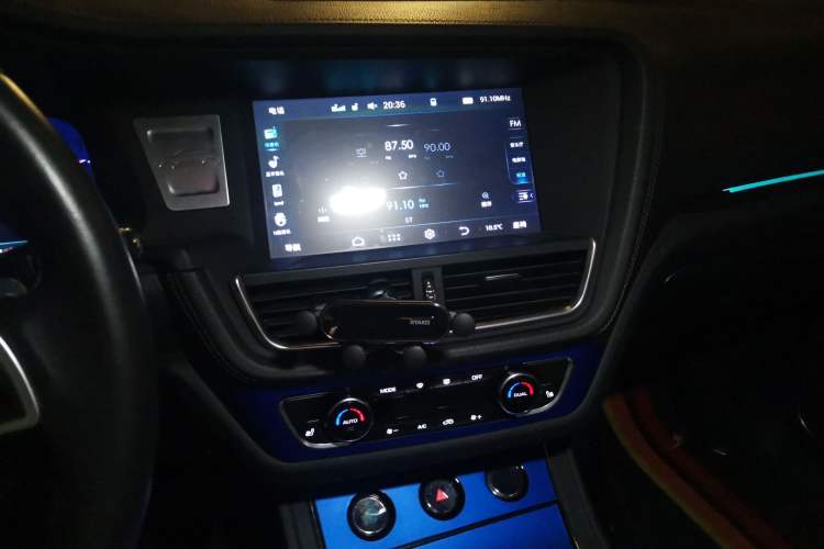 Used Zotye T600 2016 Sport Edition 2.0T DCT Prestige Model