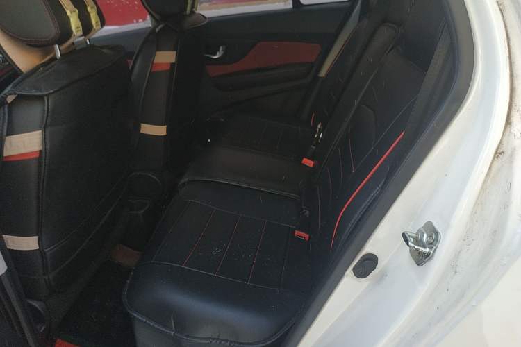 Used Haval H1 2017 Blue-Label 1.5L AMT Luxury Model